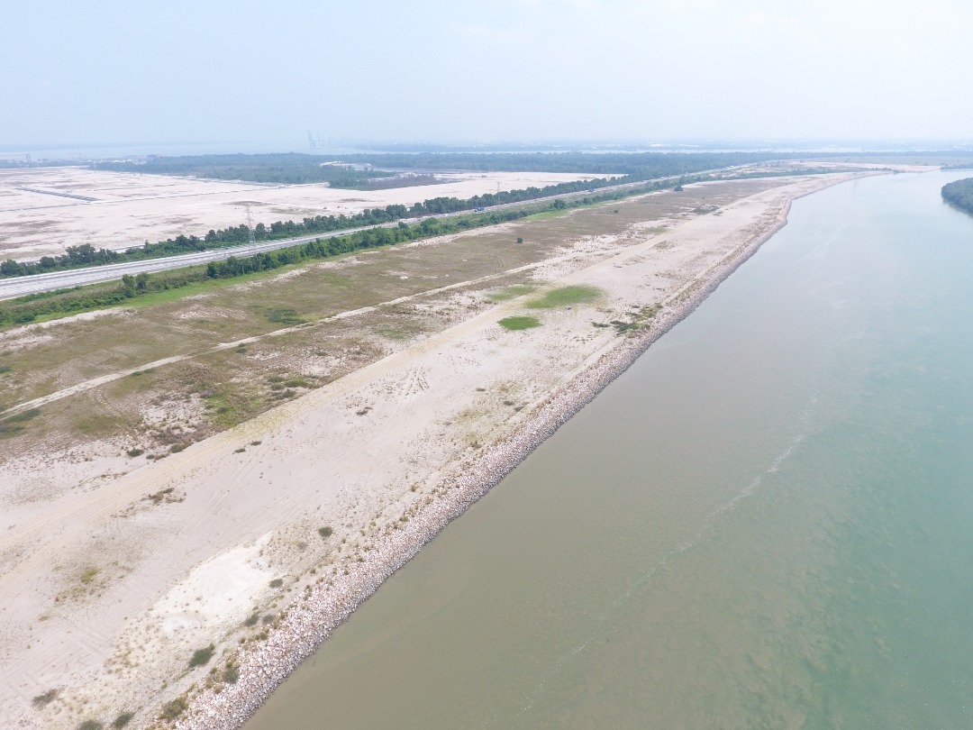 Industrial Land, Pulau Indah, Selangor, Malaysia